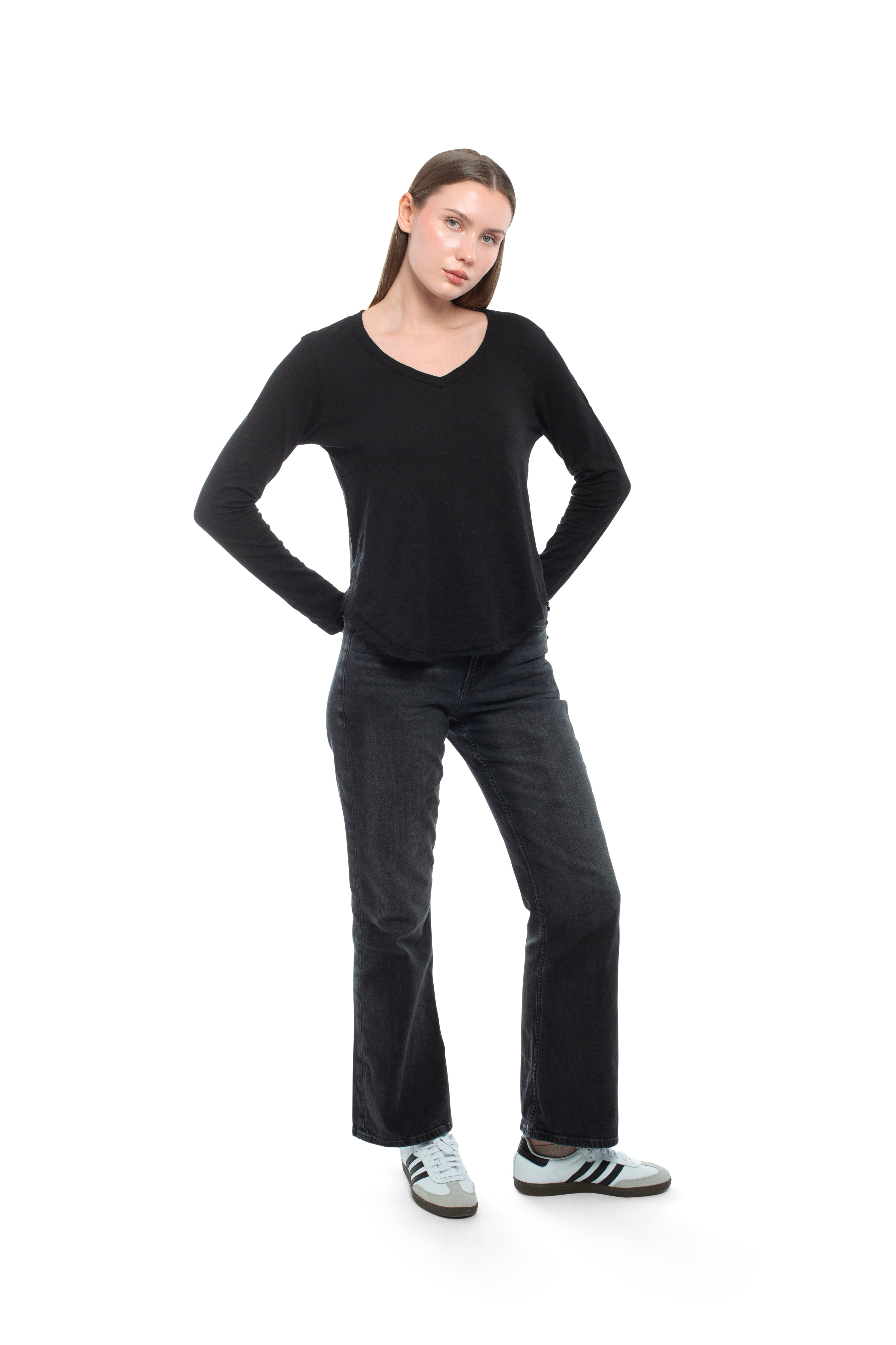 Long Sleeve V-Neck w/ Raw Hem Shirttail