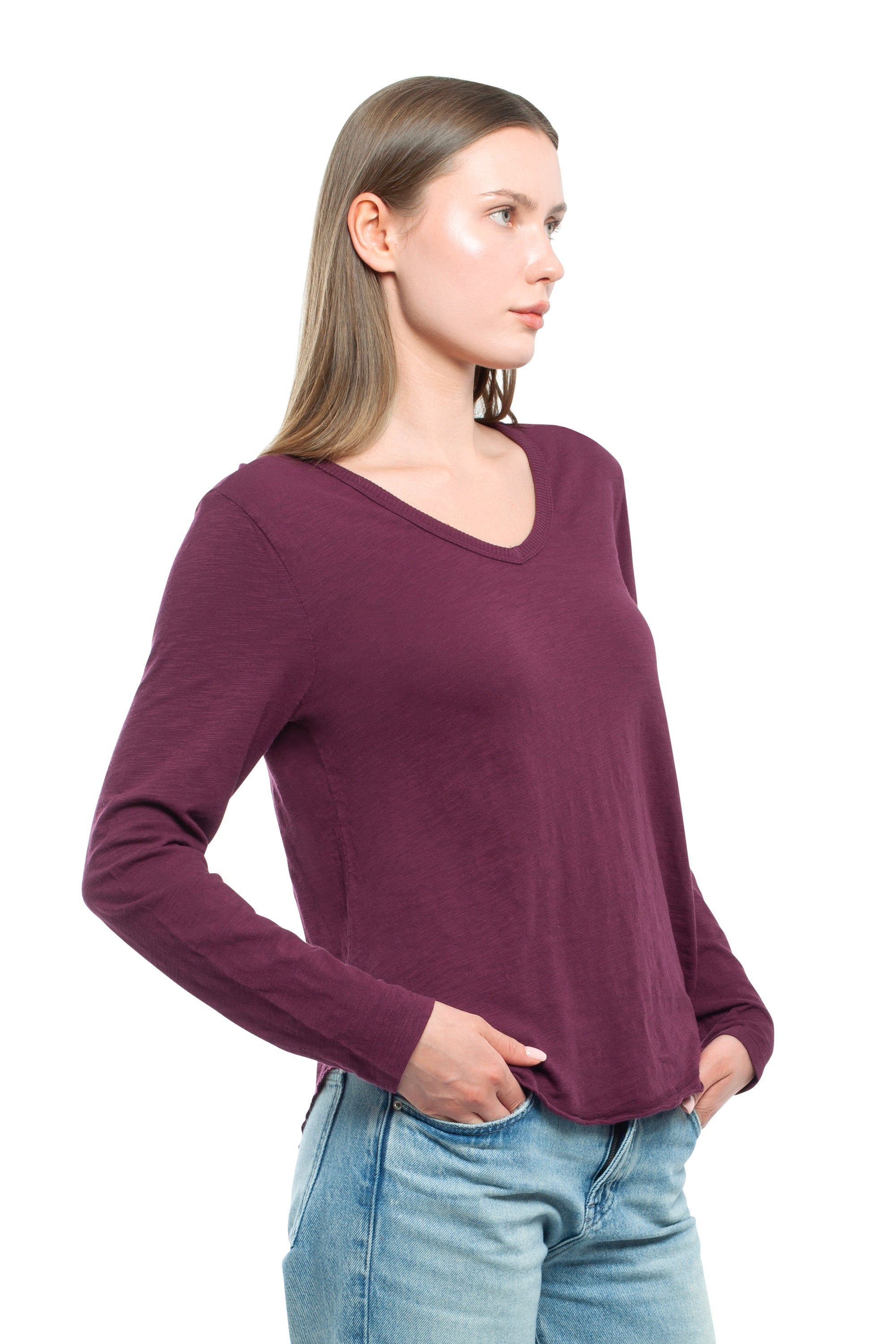 Long Sleeve V-Neck w/ Raw Hem Shirttail
