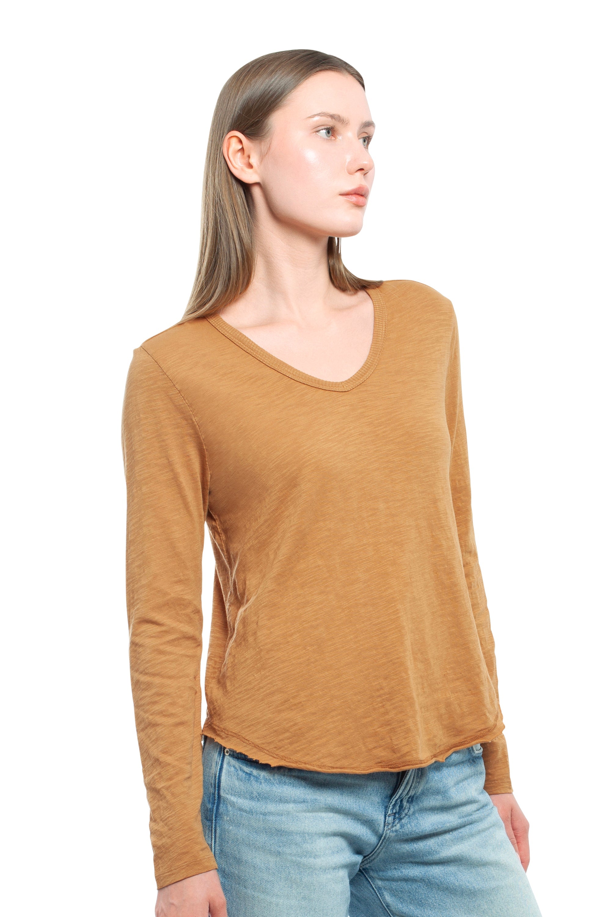 Long Sleeve V-Neck w/ Raw Hem Shirttail