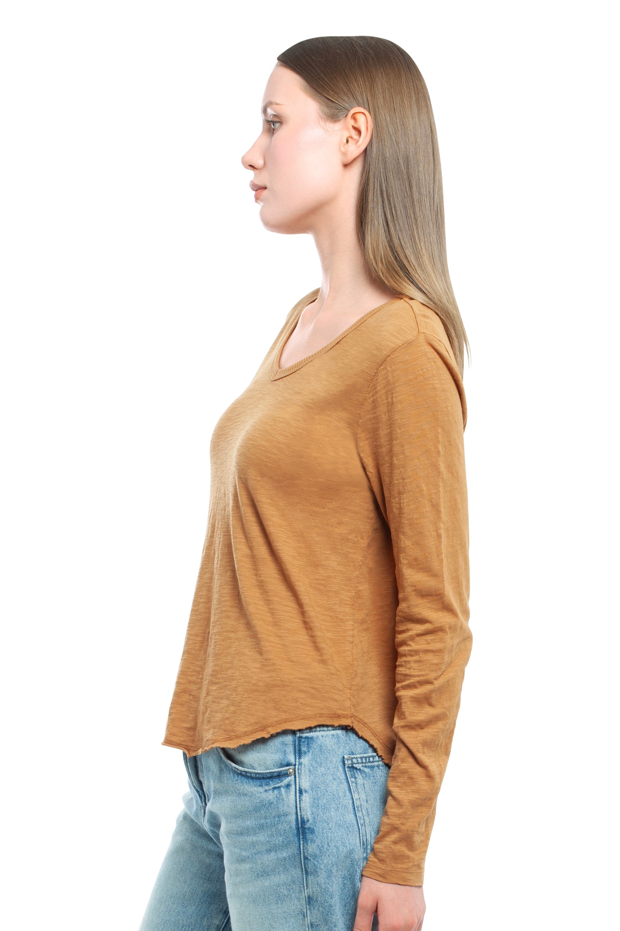 Long Sleeve V-Neck w/ Raw Hem Shirttail