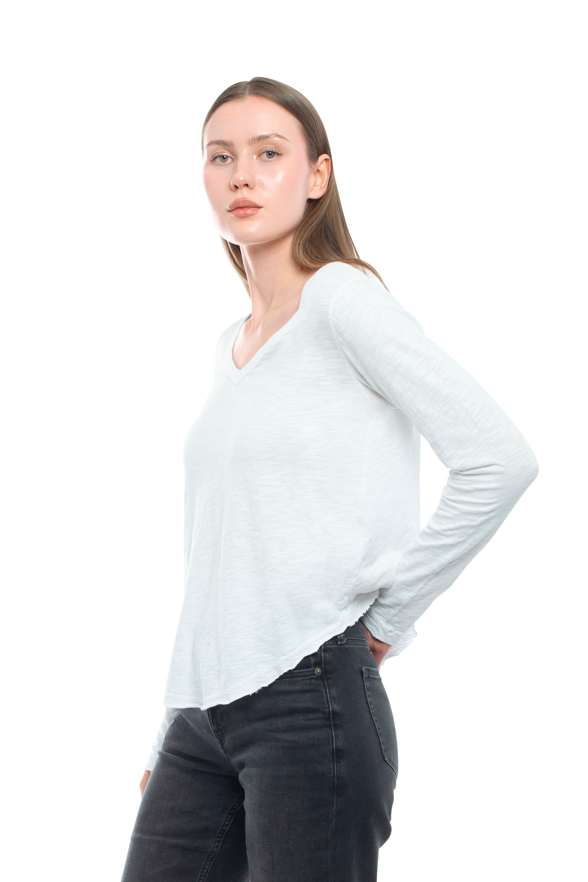 Long Sleeve V-Neck w/ Raw Hem Shirttail