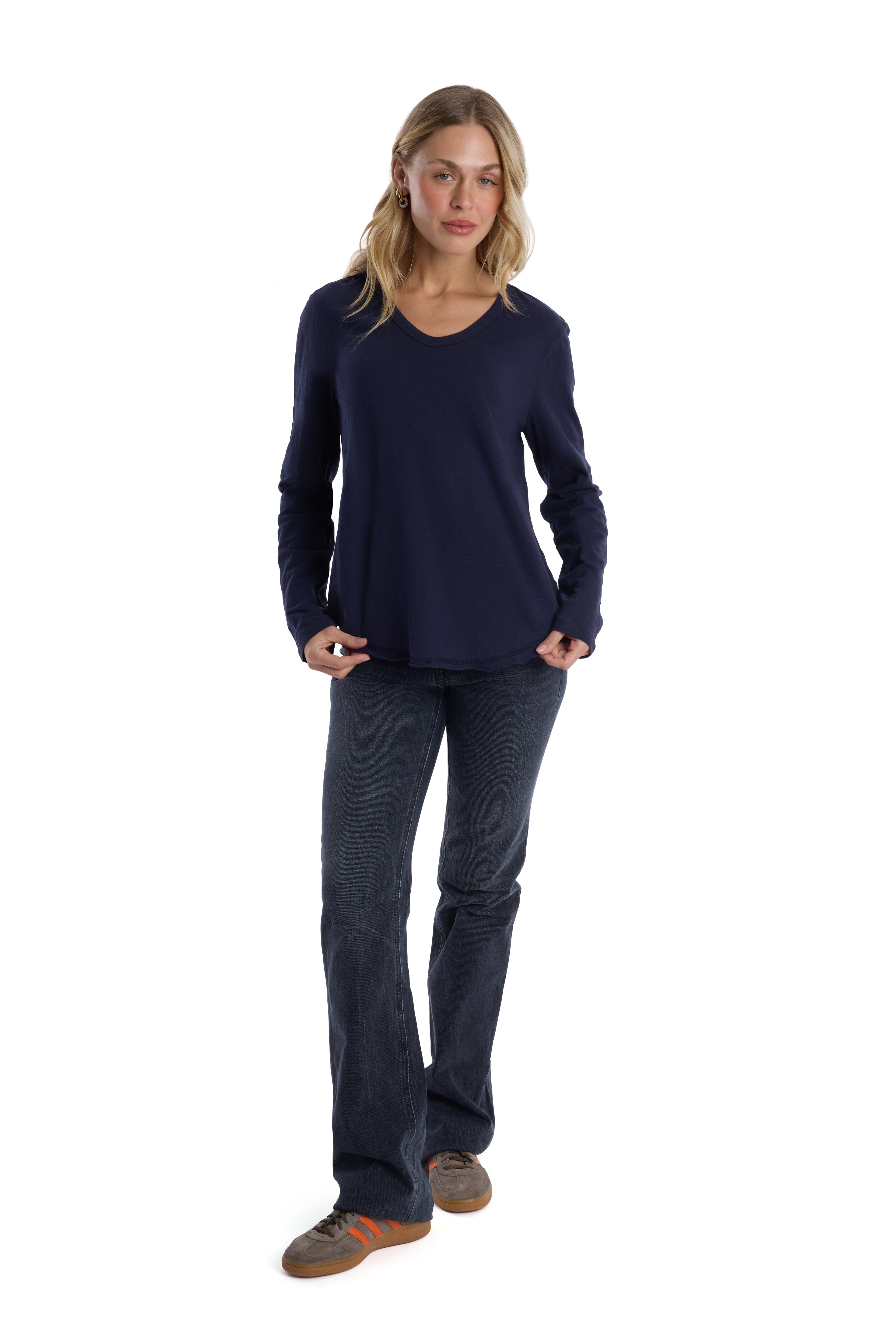 Long Sleeve V-Neck w/ Raw Hem Shirttail