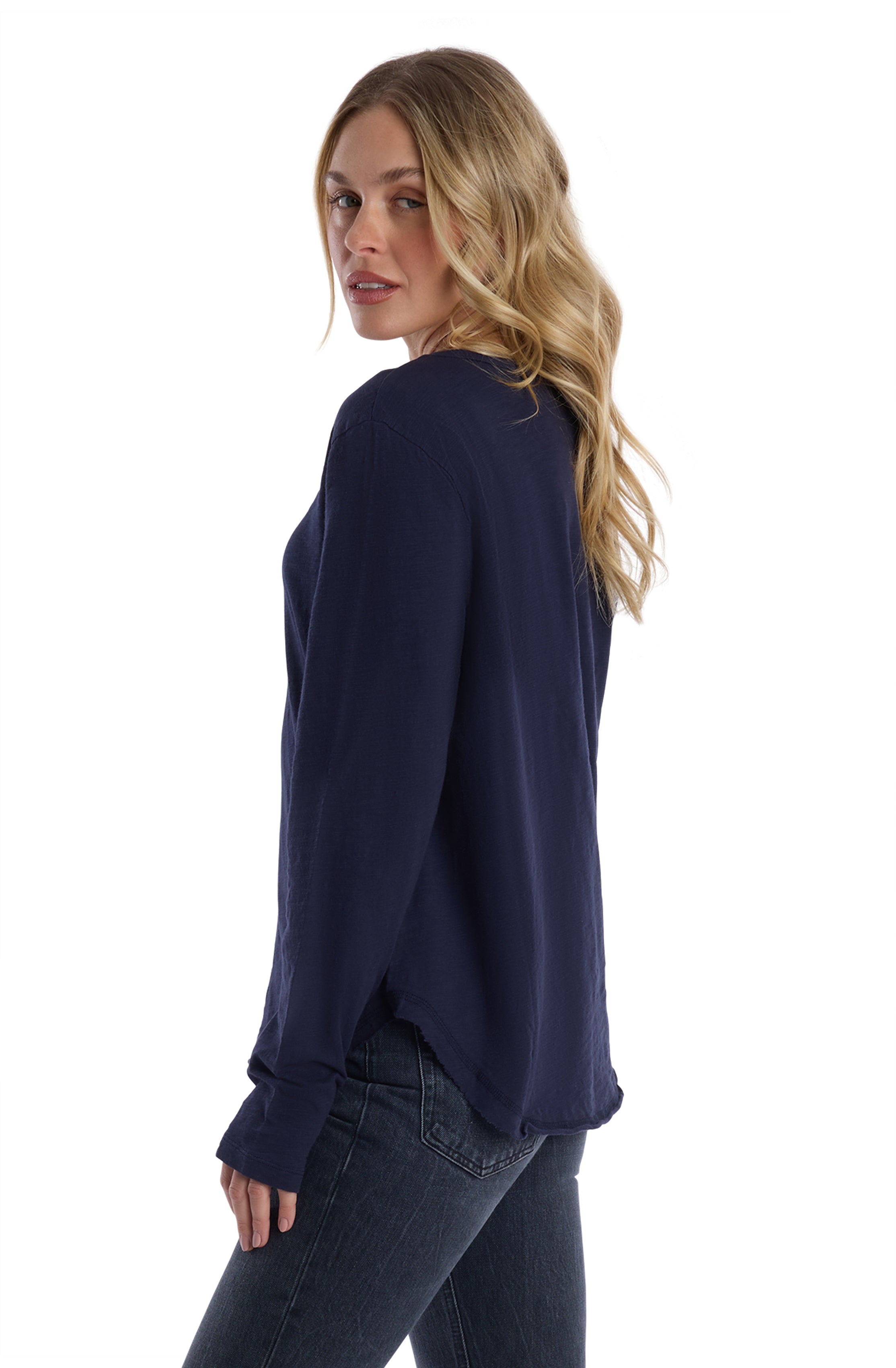Long Sleeve V-Neck w/ Raw Hem Shirttail