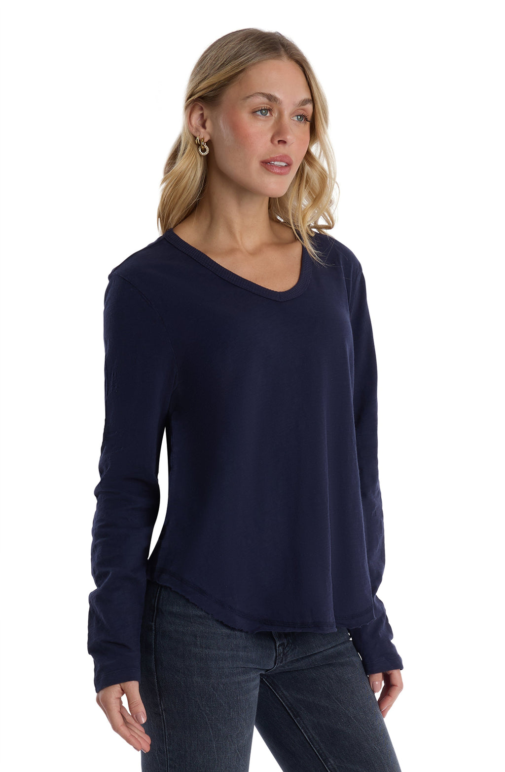 Long Sleeve V-Neck w/ Raw Hem Shirttail