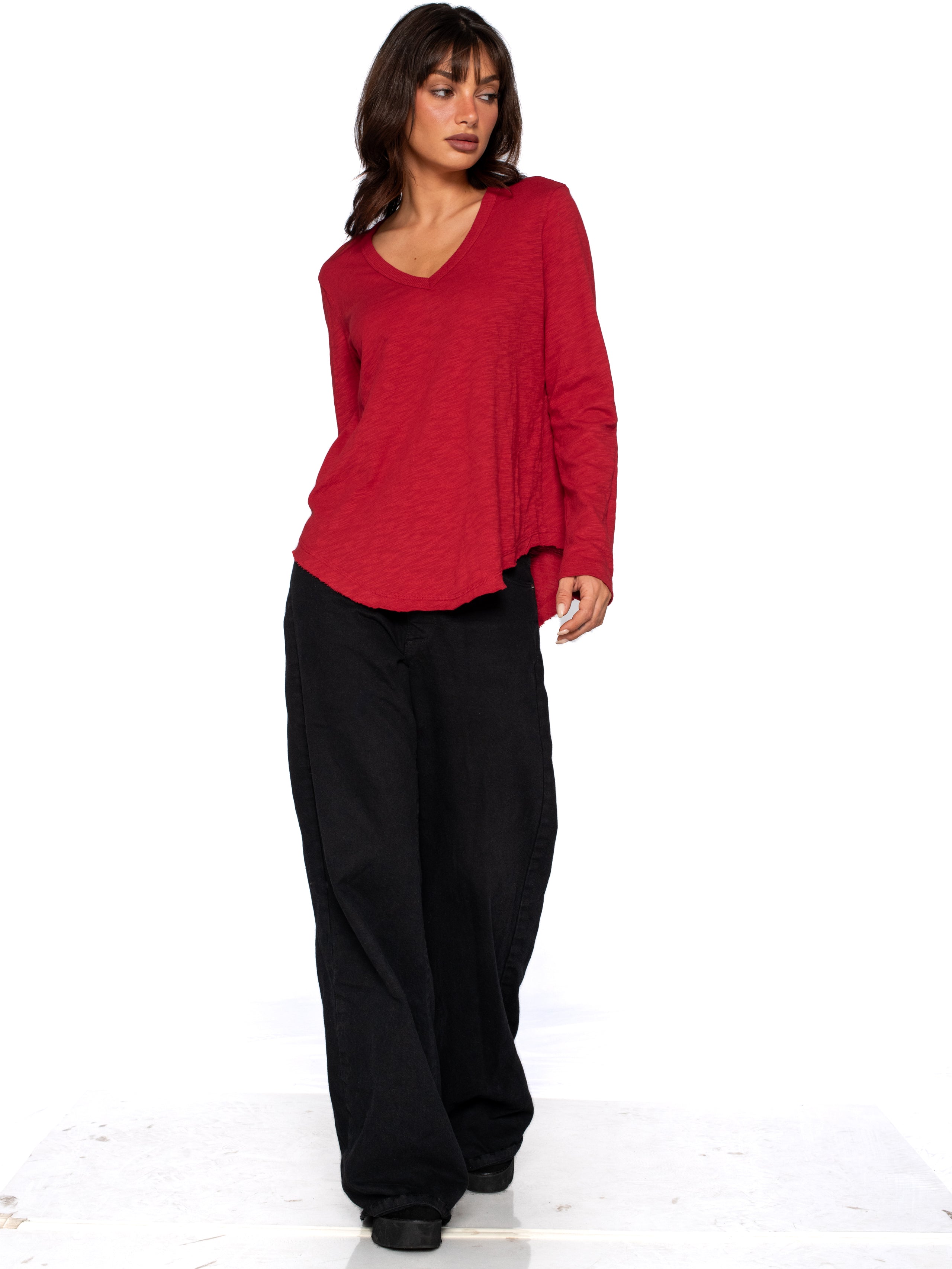 Long Sleeve V-Neck w/ Raw Hem Shirttail