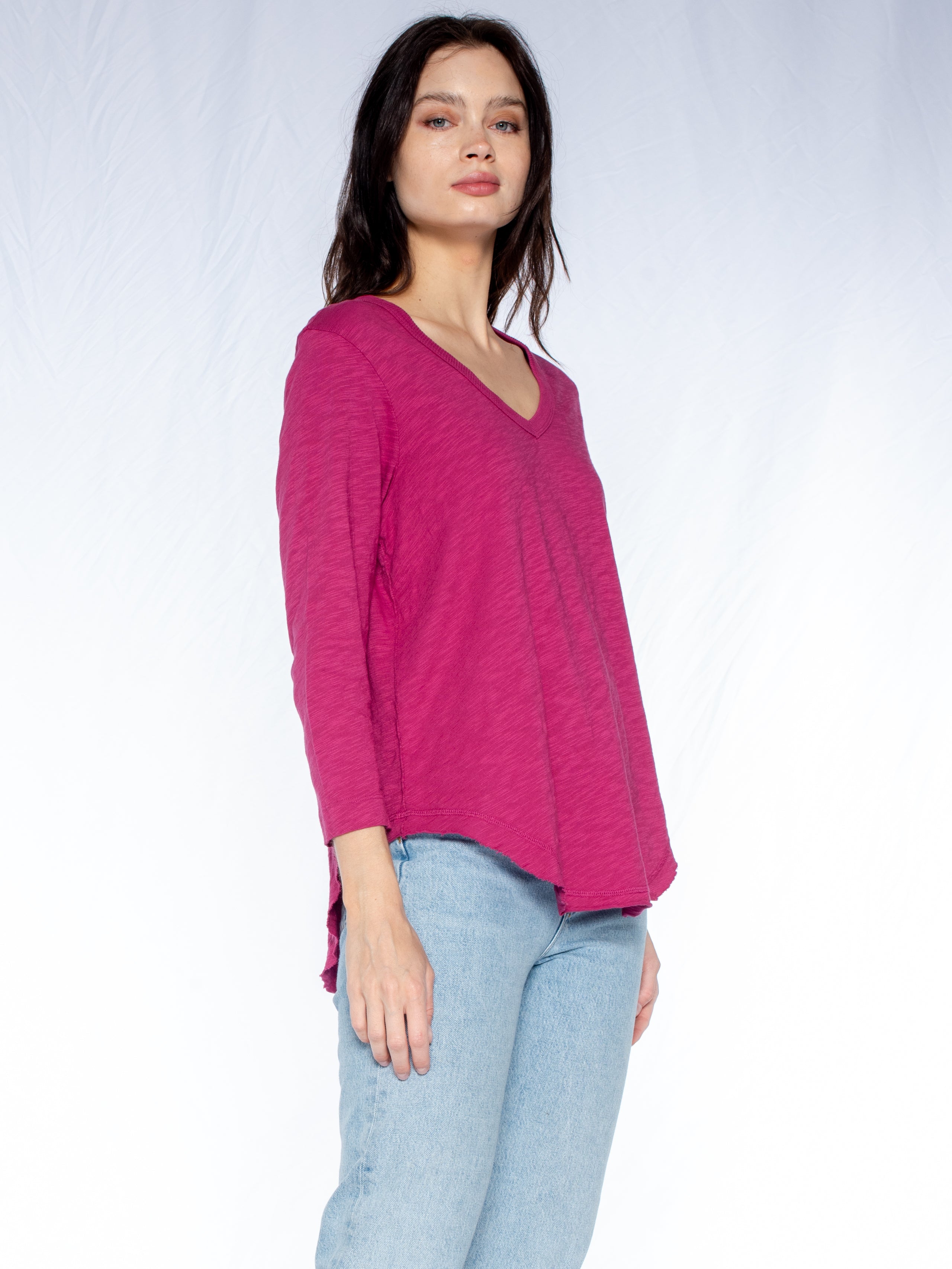 3/4 Sleeve V-Neck Shirttail