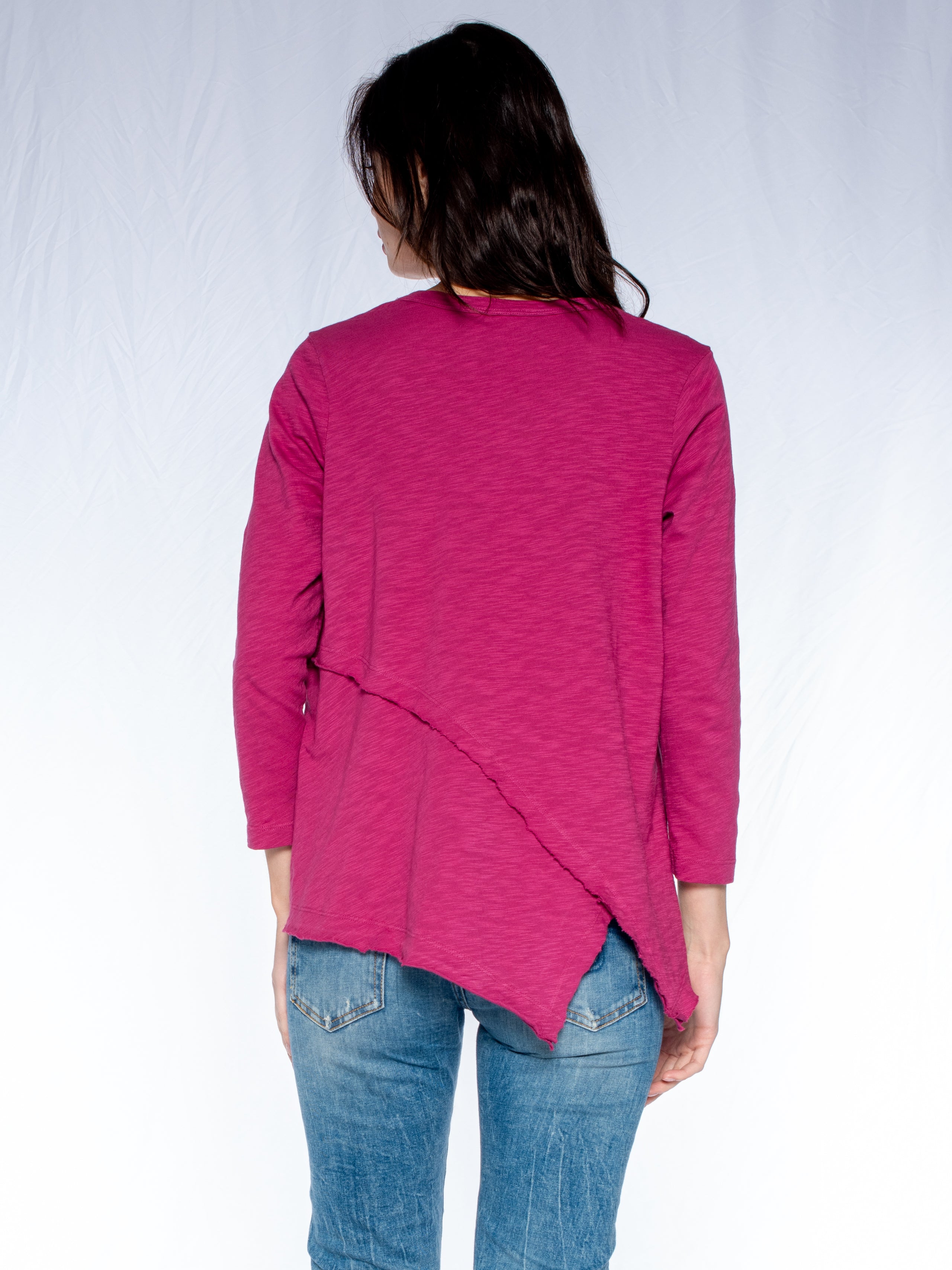 Crew 3/4 Sleeve EZ Cross Over Hem Shirt