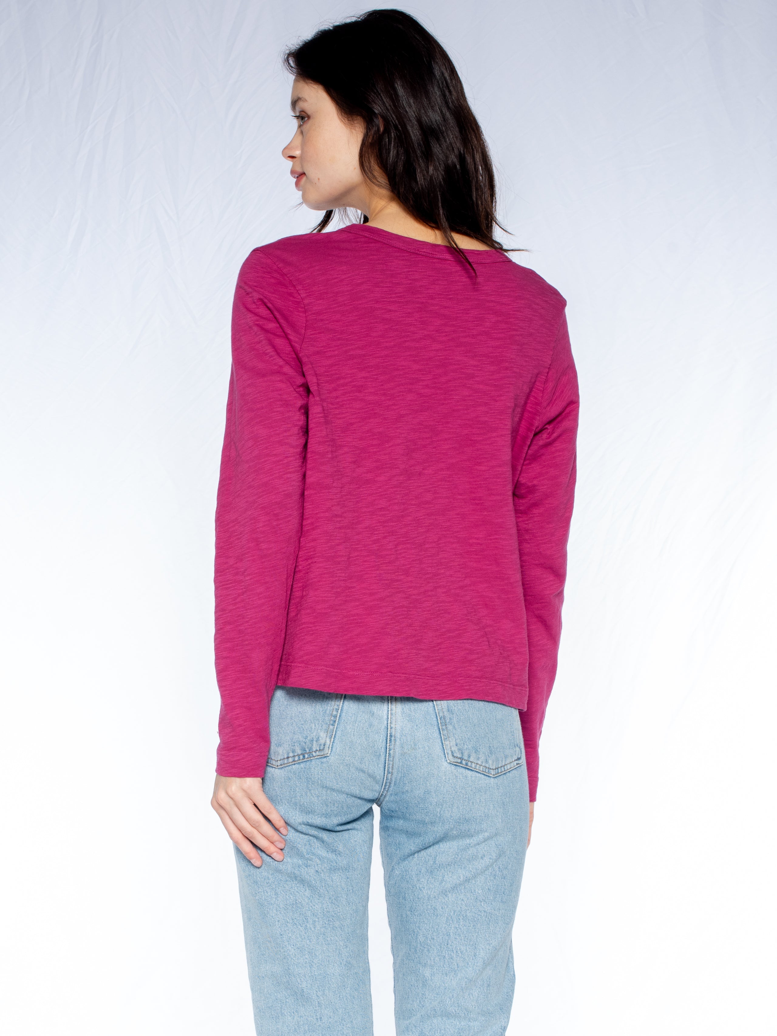 V-Neck Long Sleeve Baby Baby Fit Tee