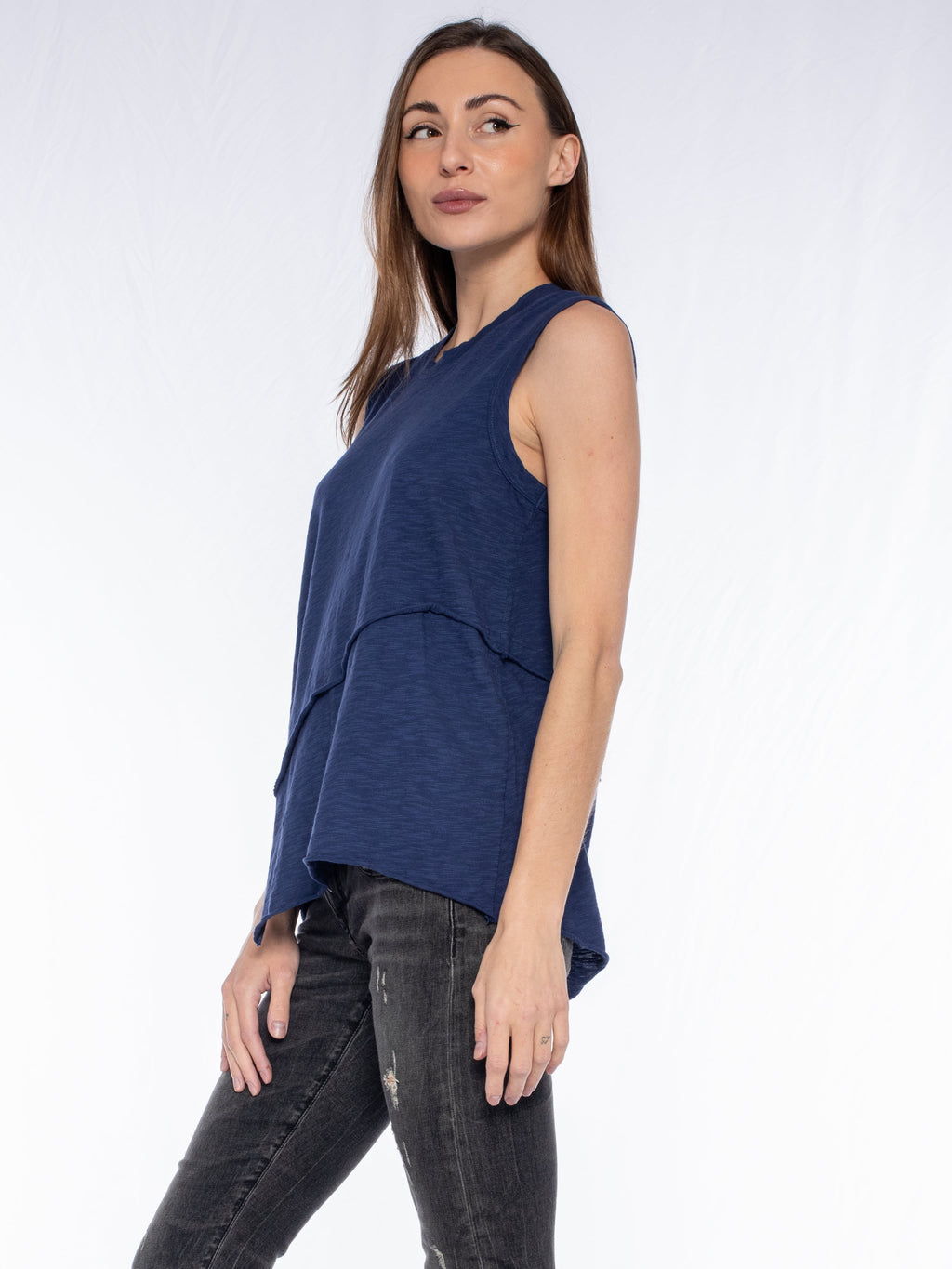 Crossover Hem Shirttail Shell
