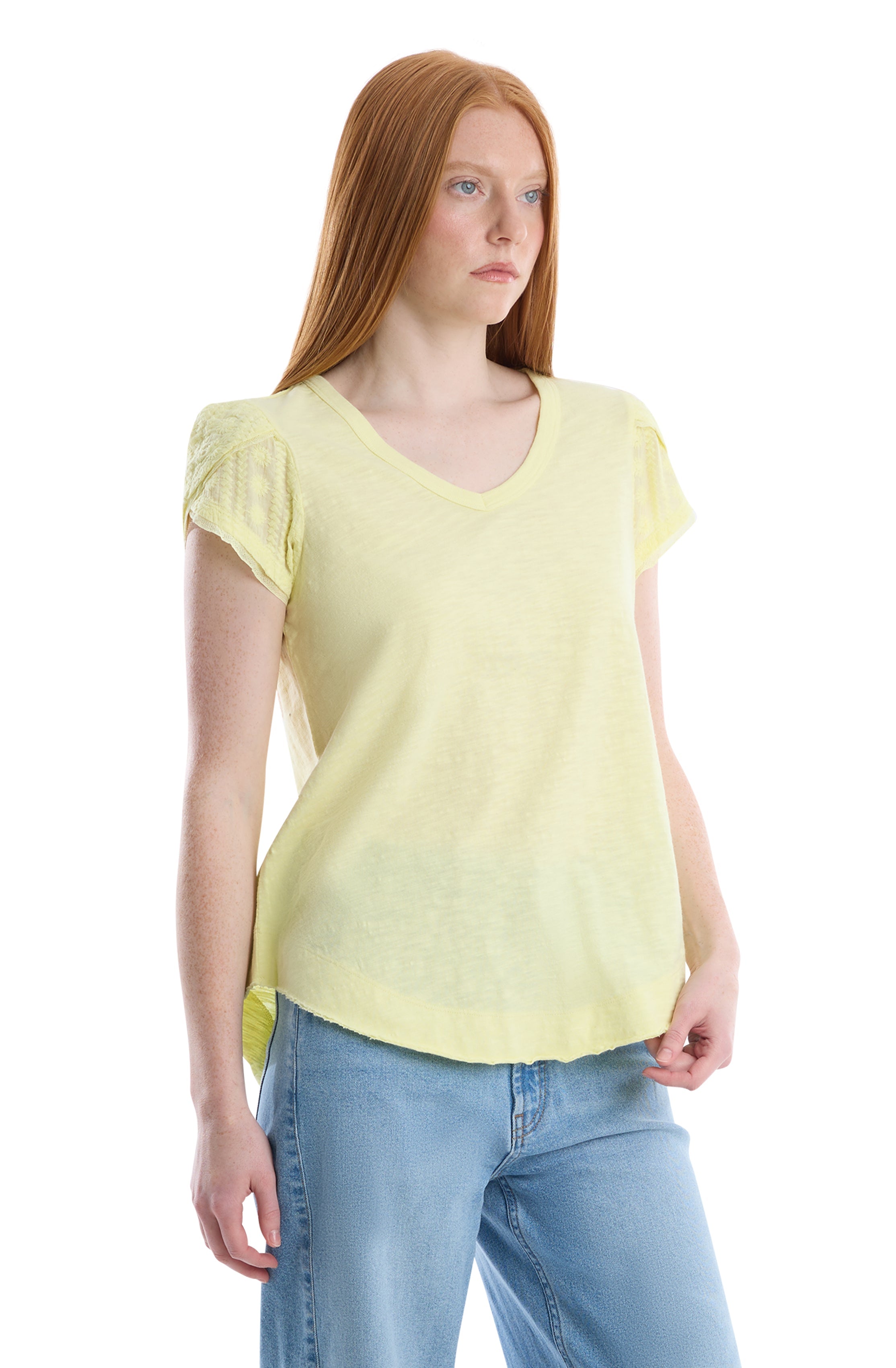 Eyelet overlap cap sleeve