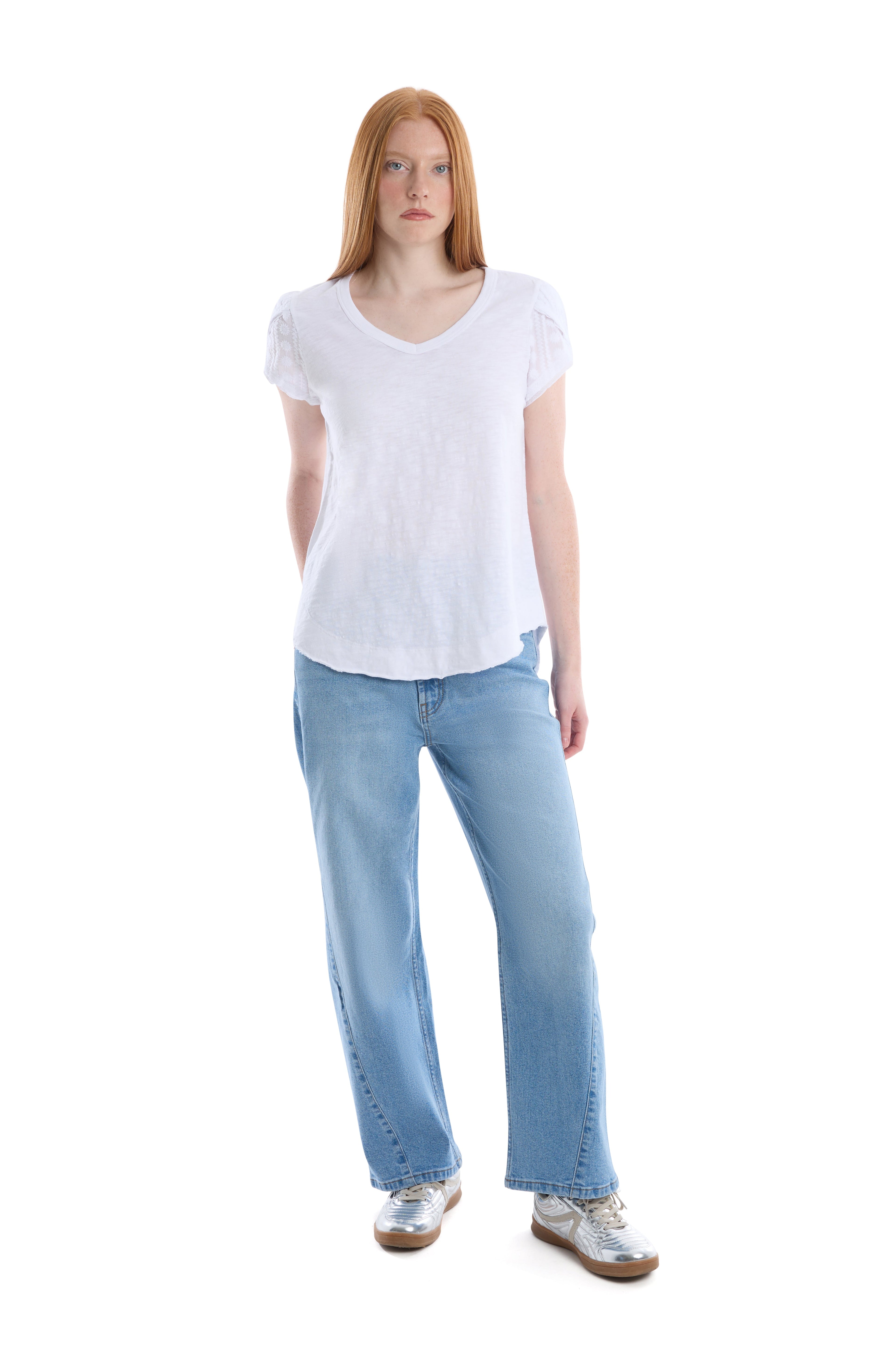 Eyelet overlap cap sleeve