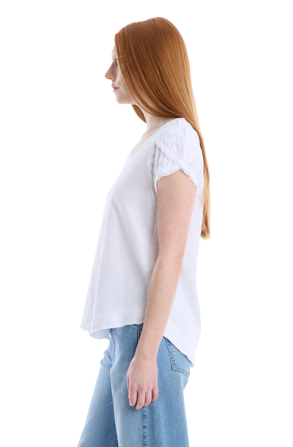 Eyelet overlap cap sleeve