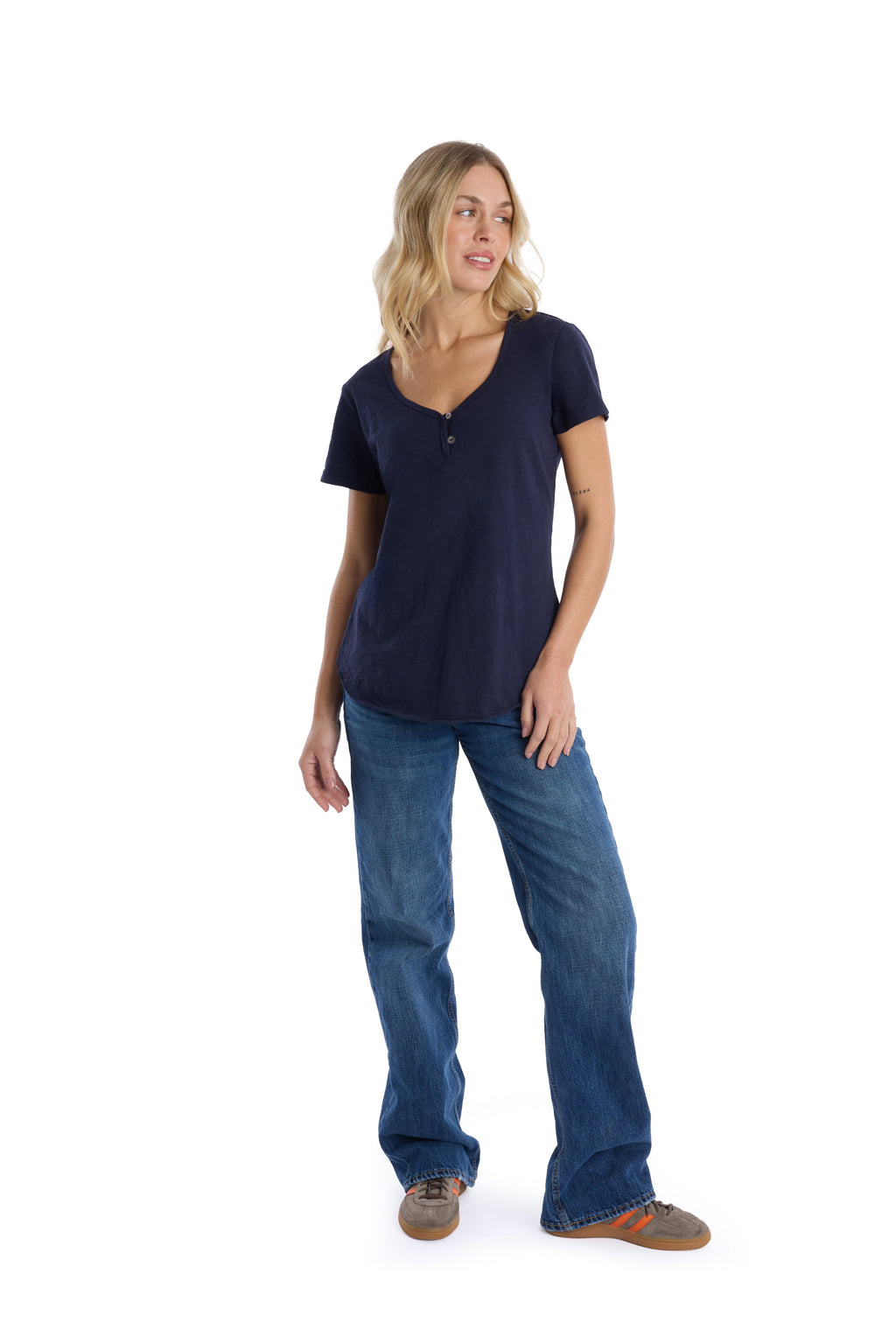 V-neck henley short sleeve