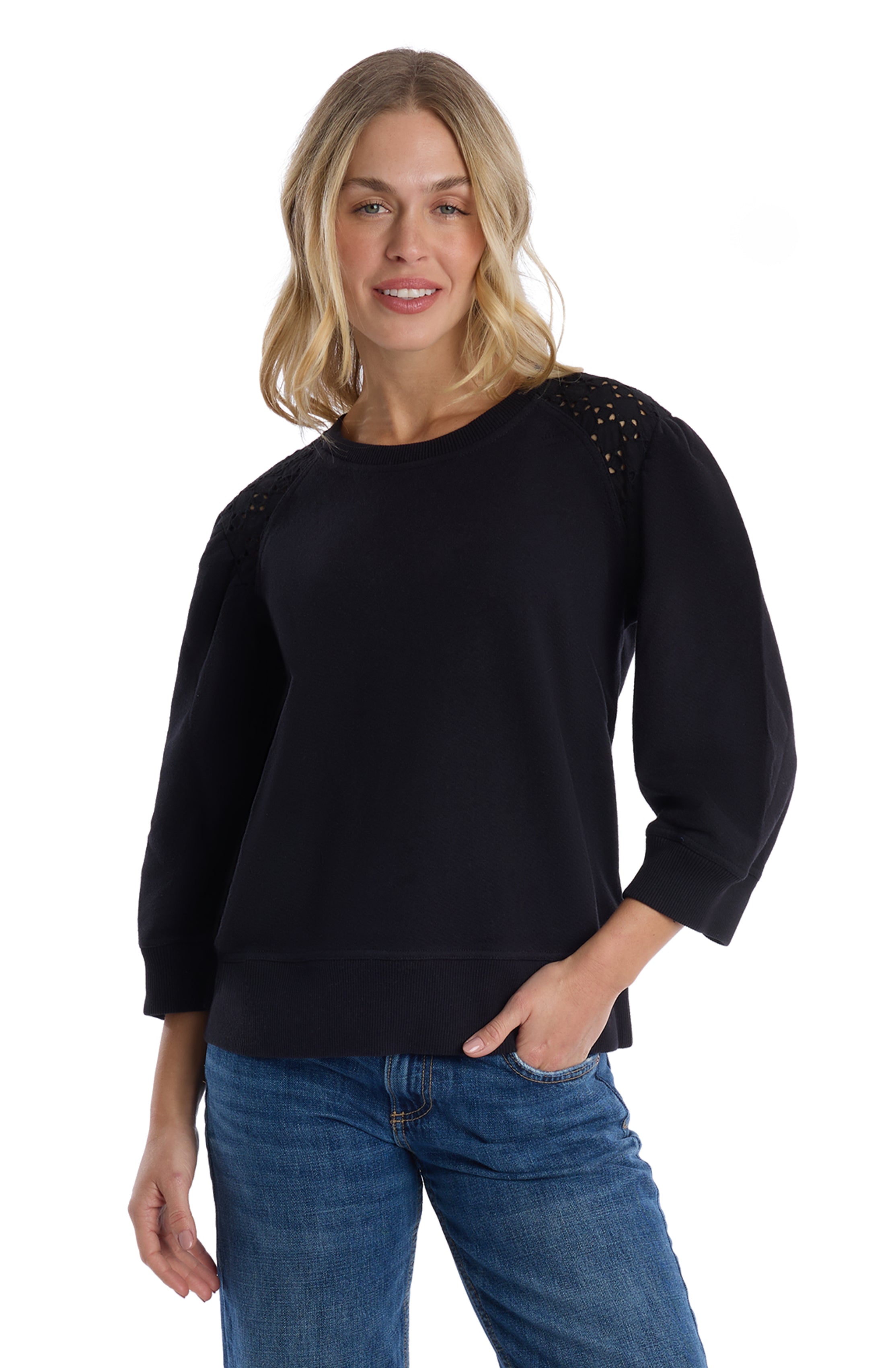 3/4 sleeve with eyelet mix