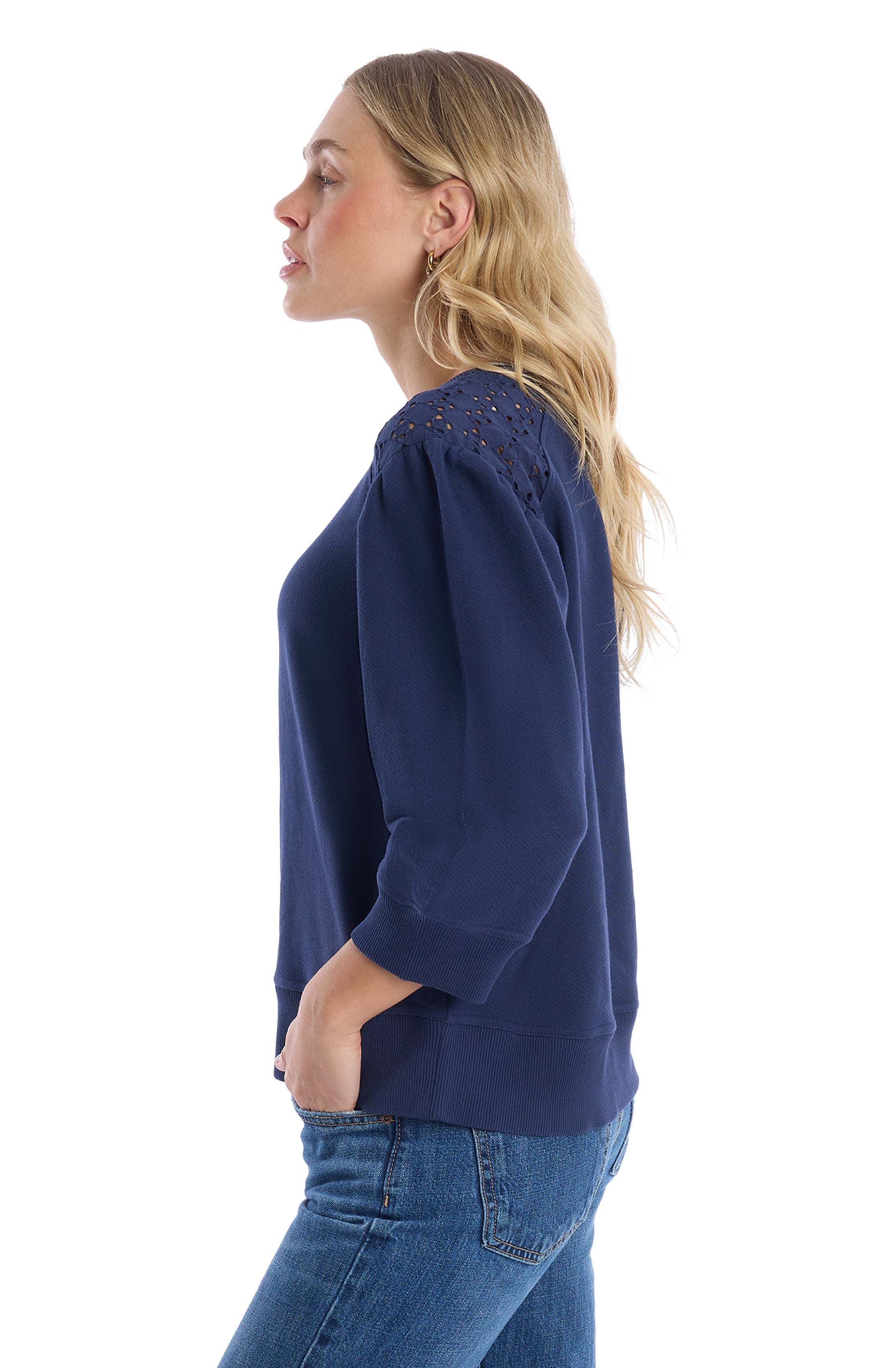 3/4 sleeve with eyelet mix