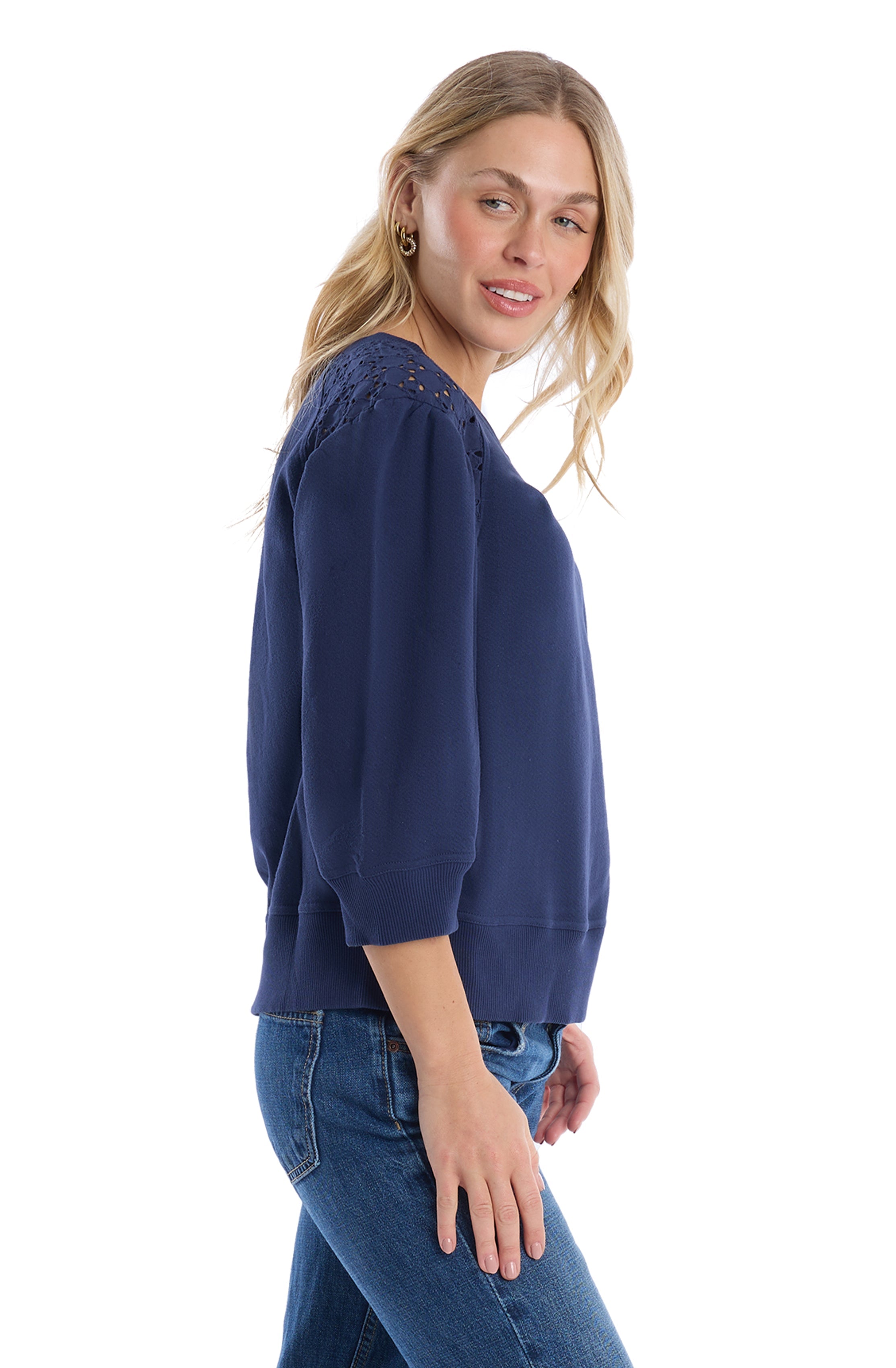 3/4 sleeve with eyelet mix